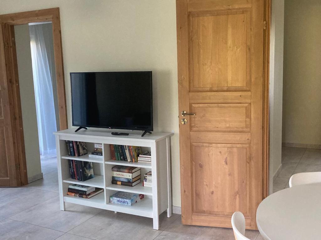 Luci Juras Apartamenti 2 Roja Εξωτερικό φωτογραφία